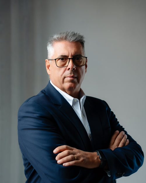 Júlio Escossi